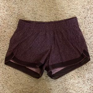 Womens Athleta Printed Mesh Racer Run Short 4”